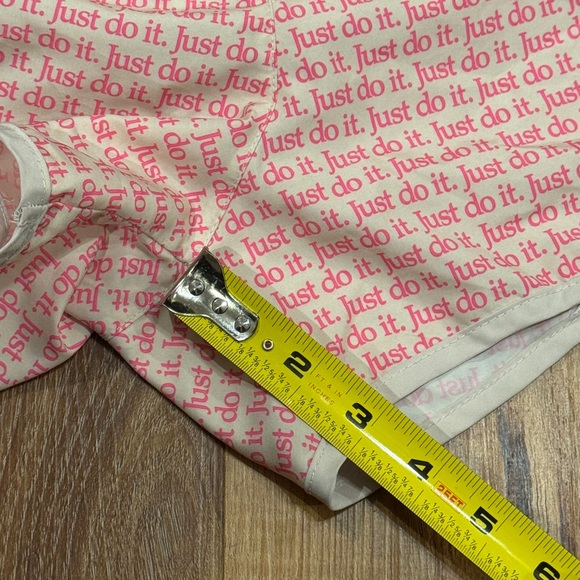 Nike “Just Do It” Women’s Tempo Running Shorts (Size: Medium)(EUC) - Picture 9 of 15